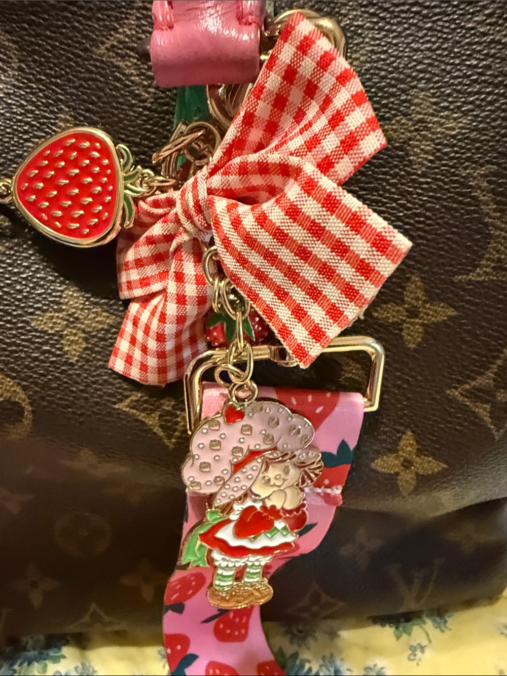 FAUX Louis Vuitton Brown Monogram Satchel with Pink Handles & Strawberry Strap - Picture 3 of 9